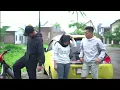 Download Lagu BOS MUDA SAMA PACARNYA NAIK C70 DIHADANG MOBIL BRIO MALAH DIPUTUSIN Tapi akhirnya MALAH tak terduga.