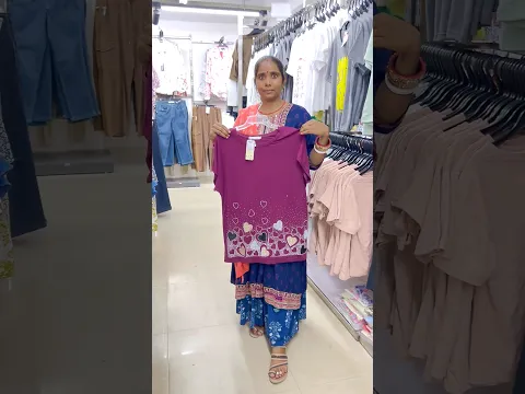 Dress 👗 selection on shopping 🛍️ mall 🎁 #shorts #woman #womandresses #trending #viral #short #yt