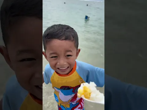 🍳Vano makan Telur Goreng di Pantai 🏝️ 🤗 #pantai