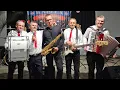 Lagu Kolejna perełka Kapeli Stąporkowskiej przy której wszyscy świetnie się bawią,wesołe tańce w Zwoleniu