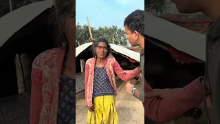 Amma ka koi nahi hai 