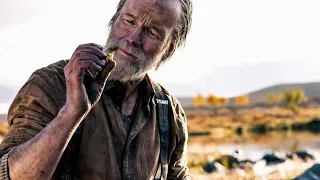 عجوز يعثر علي كنز ولكن الجنود بيحاولوا يسرقوه وبيفتكروه ضعيف ولكنه بيطلع اقوي مما يتخيلوا ملخص Sisu 