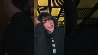 وقلبي من جماله دايب مستوي 