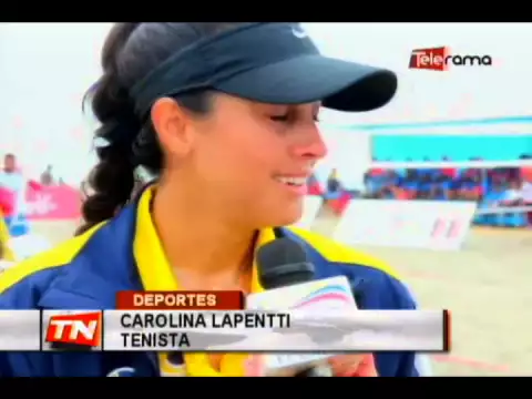 Carolina Lapentti logra bronce en tenis de playa