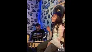 البنت دي صوتها أجمل من صوت سامر المدني قلبي دق تلات دقات بأحساس جميل   دندنها
