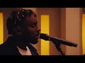 Myles Smith - Solo (Live) | Vevo DSCVR