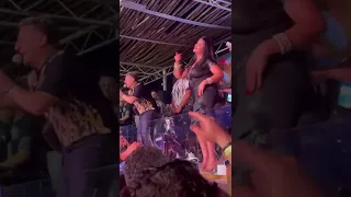 عمال تقول انا وانا                                   اكسبلور  رضا البحراوي دندنها