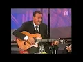 Download Lagu Julio Iglesias recordando la vida sigue igual con la guitarra