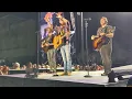Lot of Leavin' Left to Do (Live) / Dierks Bentley