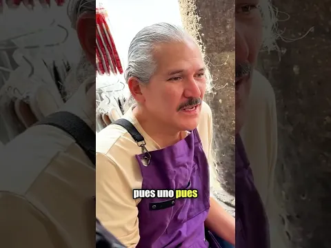 Zapatero ayudó a un vagabundo sin saber que era millonario 😢 ¡Lloramos con el final!