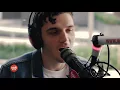 Lauv sings "I Like Me Better" LIVE on Wish 107.5 Bus