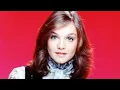 She s 72 Now - Pamela Sue Martin Looks Unreal Today