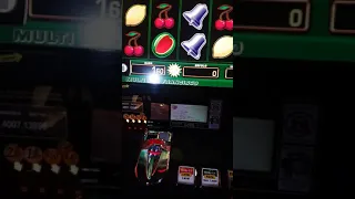 عراقيين يلعبون قمار بلمكينة في المانيا 