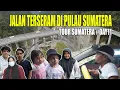 Download Lagu UCOK BABA NEKAT BAWA MOBIL NGEBUT DI JALAN KELOK 9 BERSAMA KELUARGANYA !! #day11