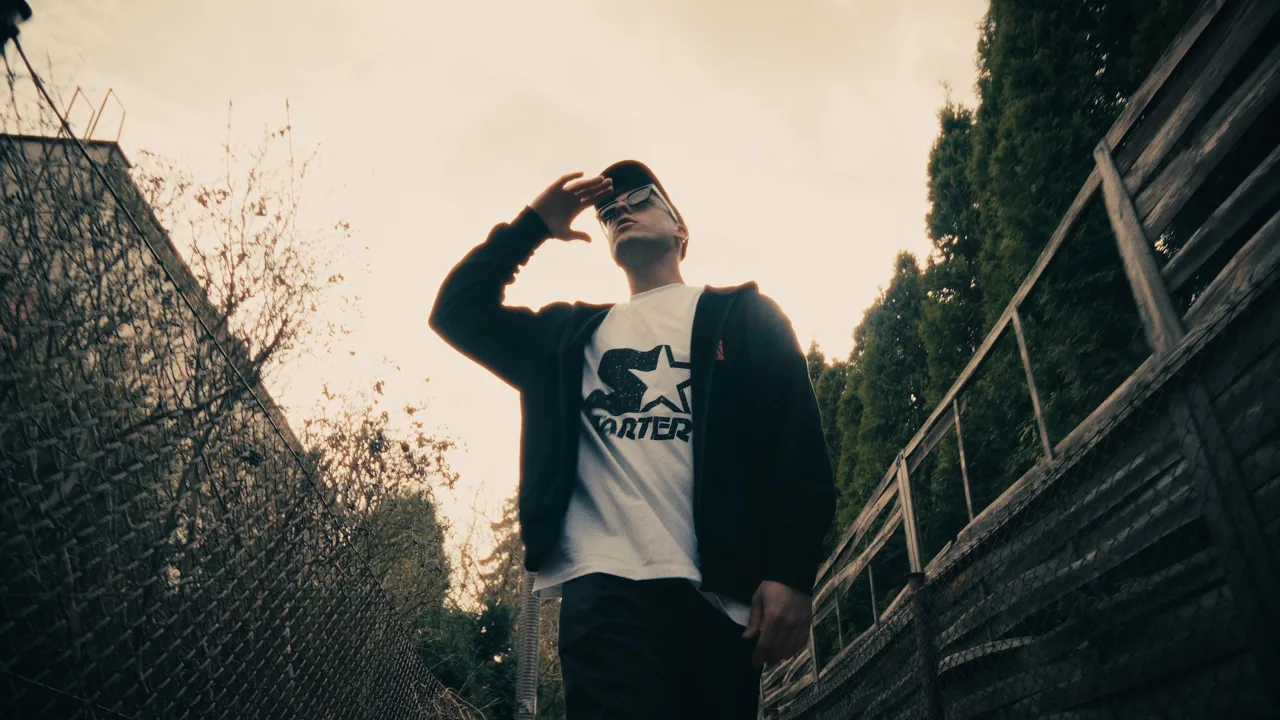 MichałG - Będę Ikoną (Official Video)