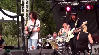 Download Grouplove - Tongue Tied (Live at Lollapalooza 2011) MP3