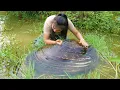 Download Lagu I awakened the pearl clam that had been sleeping for a hundred years, and it brought me great wealth