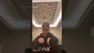 عزيز وناوي يقطع 