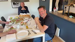 Day befoere birthsday much feast, not much work. Reason tomorrow many of my friends are elsewhere.