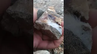 خروج الذهب من أخديد المروء 