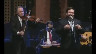قصيدة  نعم سرى طيف من أهوى    بدر رامي بمهرجان أندلسيات بمازاغان             دندنها