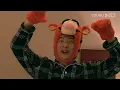 为博女儿一笑，妈妈竟让爸爸扮动物！看似奇葩的要求，藏着最朴实的惦念！#父母的爱 #母爱如山 #父爱无声 #亲情感动 #惦念女儿 #逗女儿开心 #搞笑爸爸 #温暖家庭 #亲子互动 #久别重逢