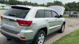 Lot - 2012 Jeep Grand Cherokee Laredo SUV 4x4