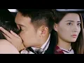 妻子在車內目睹丈夫親吻小三，不吵不鬧直接下車，丈夫慌了！#婚姻 #爱情 #chinesedrama #情感 #movie #cdrama #都市  #背叛 #多语言