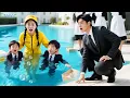 Download Lagu Kurir makanan pemberani tolong anak tenggelam, ternyata putra CEO! Hidupnya berubah drastis!