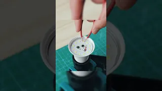 كيفية إصلاح المصباح الكهربائي المحترق Shorts 