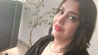 شفت البواب مدخلو كله فيها وبتتوجع  شفت البواب مدخلو كله فيها وبتتوجع