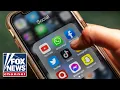 Teen s survey EXPOSES social media s impact on young girls