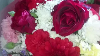 عنك يسالوني 