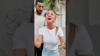 اغنيه رمضان في مصر حاجه تانيه بس بطريقه الاجانب 