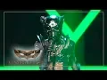 Download Lagu Sucker - Jonas Brothers | Panther Performance  | The Masked Singer | ProSieben