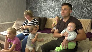 Владимир Путин поздравил омскую многодетную семью Ситниковых с Днем защиты детей