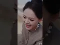 小伙坐轮椅被情妇推下滚落濒死，下一秒直接重生觉醒暴富系统！上一世愧对妻女的这辈子加倍弥补，靠着无敌系统狠赚10个亿，带着妻子过上没羞没臊的生活！
