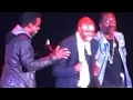 Dave Chappelle attacked on stage and continues to crack jokes with Jamie Foxx and Chris Rock