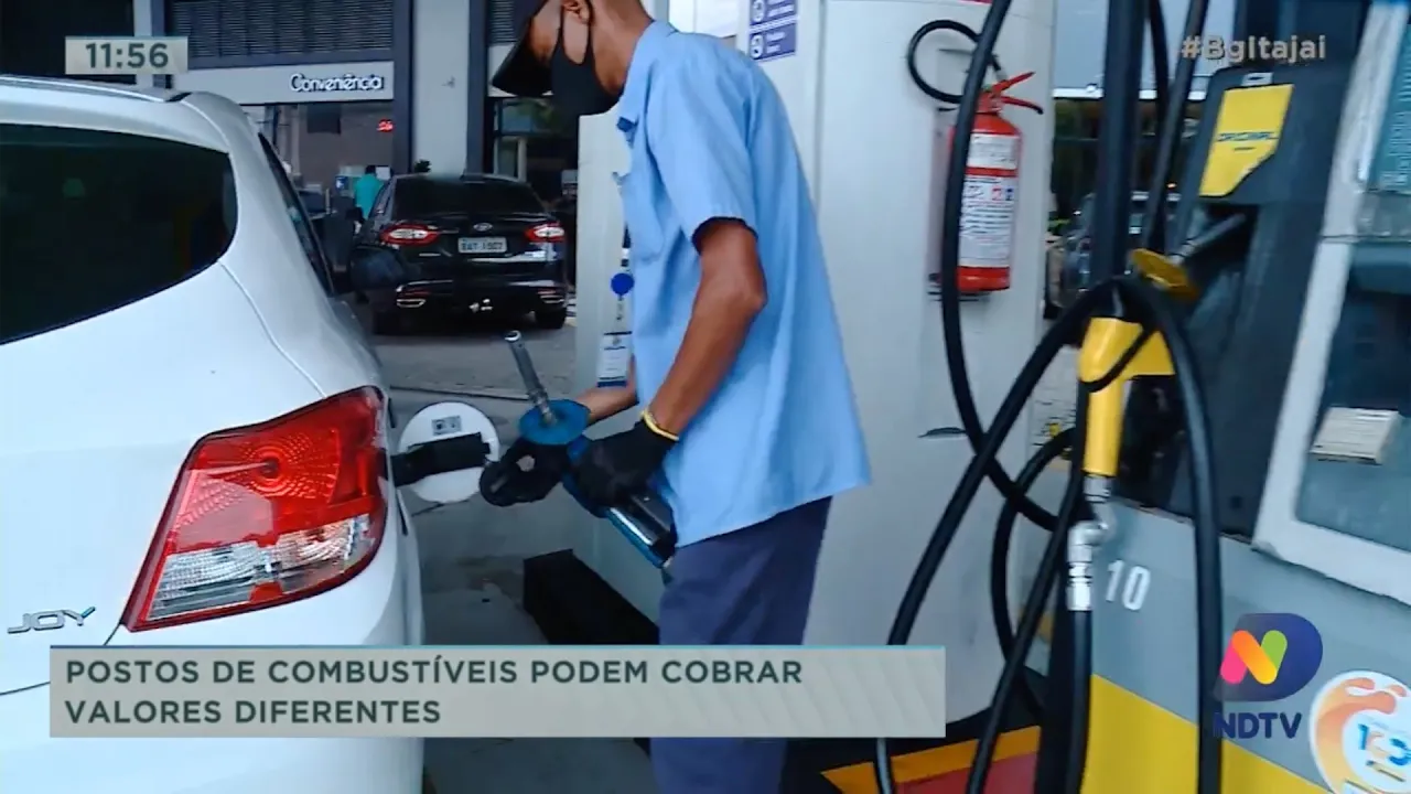 Procon fiscaliza valores diferentes em postos de combustíveis de Itajaí