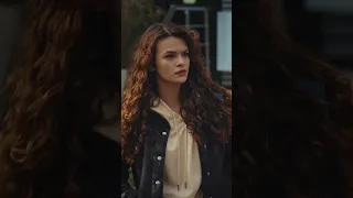 يستمع إلى صوت قلبه لا شيء Hiç Shorts Blutvseries 