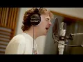 Lipps Service Live Sessions: "Moody" by Royel Otis