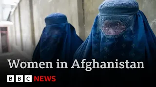 زنانی که توسط حاکمان طالبان افغانستان از سخنرانی در ملاء عام منع شده اند اخبار بی بی سی  زنانی که توسط حاکمان طالبان افغانستان از سخنرانی در ملاء عام منع شده اند اخبار بی بی سی