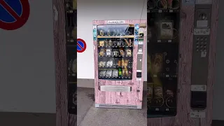 The vending machines in Switzerland are incredible. They basically have everything. #switzerland