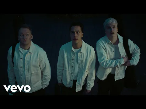 Video Thumbnail: KUUMAA - Hyvänpäiväntutut