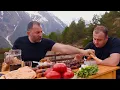 Download Lagu VLEES MET GROENTEN GEKOOKT IN EEN POT OP OPEN VUUR.