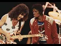 Download Lagu Michael Jackson \u0026 Eddie Van Halen in Concert Together (Beat It)