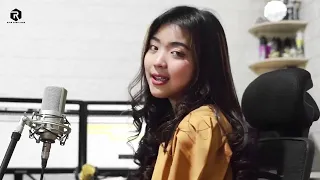 garut intan rina apriliana cover