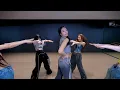 MEOVV(미야오) - ‘HANDS UP’ DANCE PRACTICE VIDEO (Moving Cam ver.)