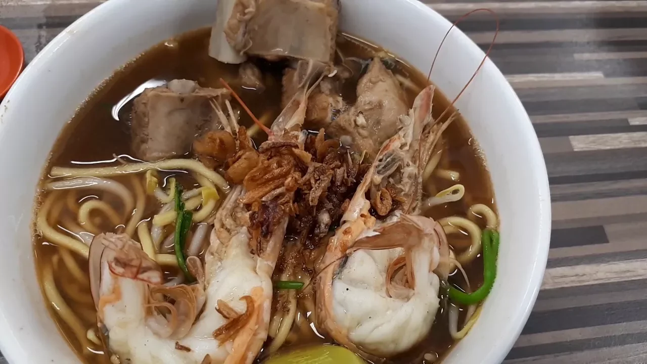 East Coast Road. Ampang Niang Tou Fu, Beach Road Prawn Mee & Lorong 29 Charcoal Fried Hokkien Mee