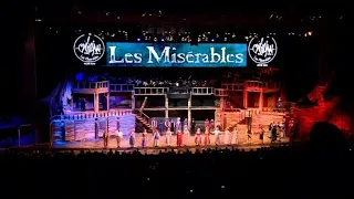 عرض غنائي مقتبس من البؤساء في طهران 